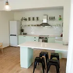 Polikseni House